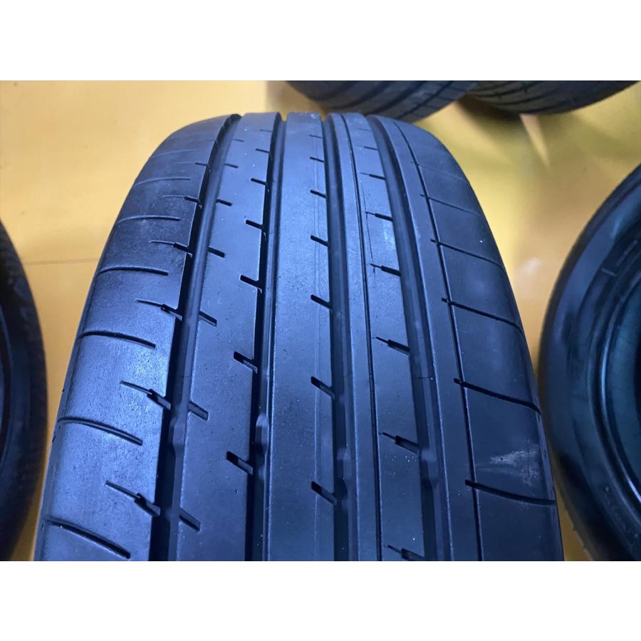 N-0697【中古タイヤ】215/60R17 YOKOHAMA BluEarth-XT AE61 8分山×1本 