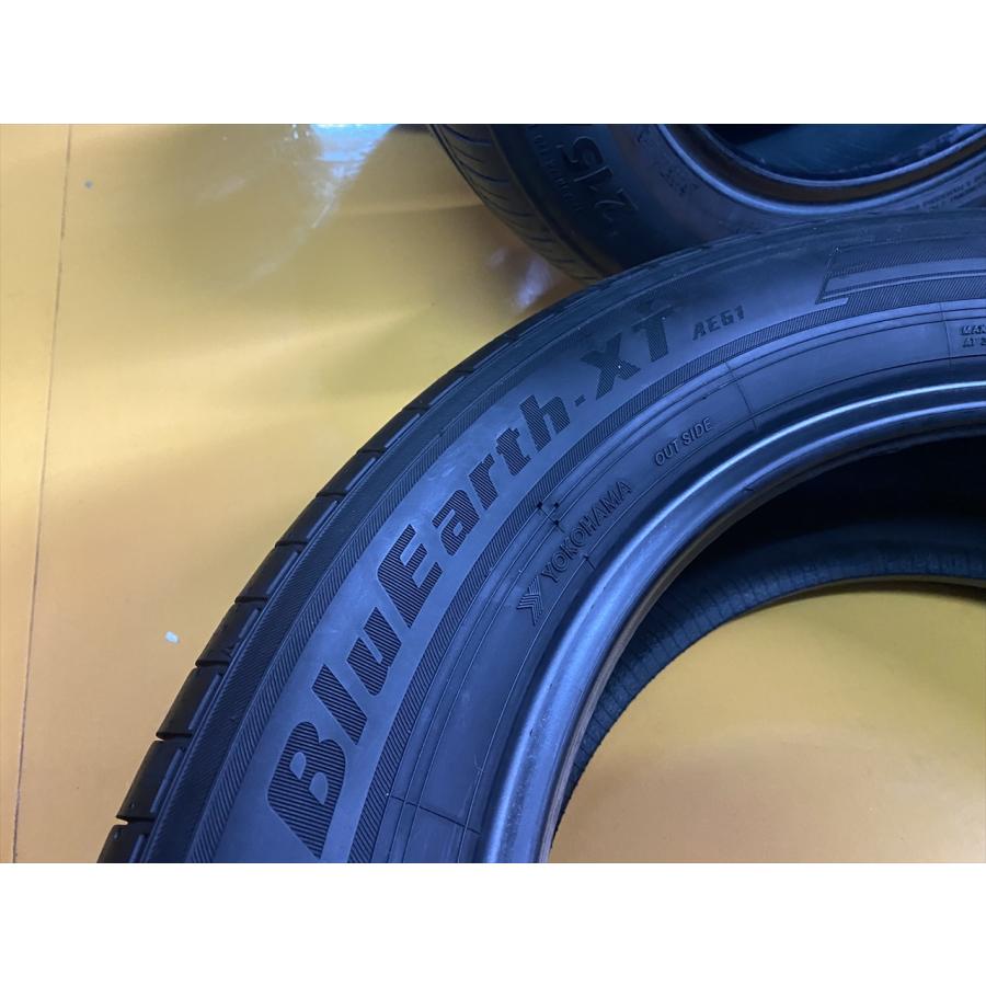N-0697【中古タイヤ】215/60R17 YOKOHAMA BluEarth-XT AE61 8分山×1本 