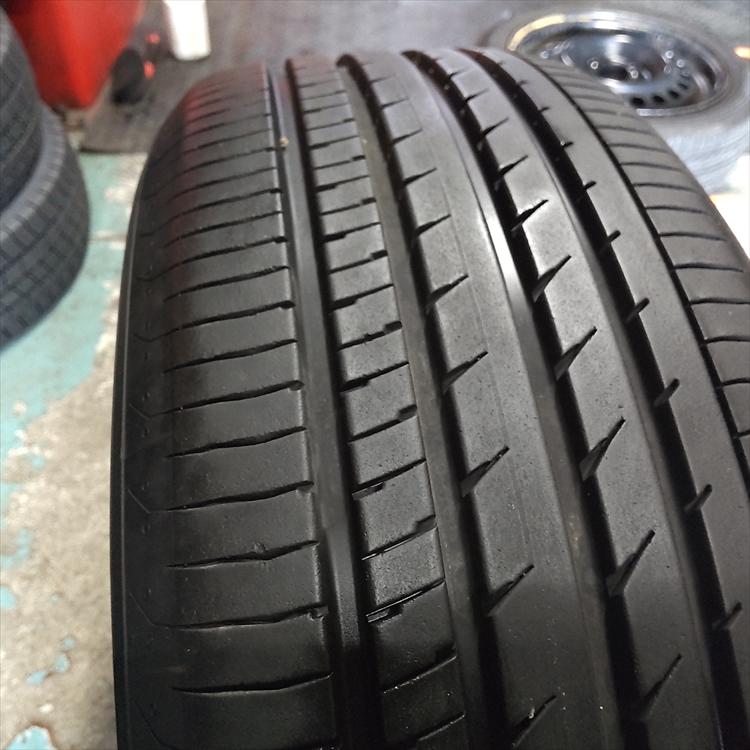 アドバンdb N-1861【中古タイヤ】215/55R17 YOKOHAMA ADVAN dB V553 8
