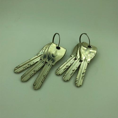 みっきぃ 新品、未使用 美和ロック MIWA MCY-467 PR TEO LIX タイプ 鍵 交換 取替え TE0