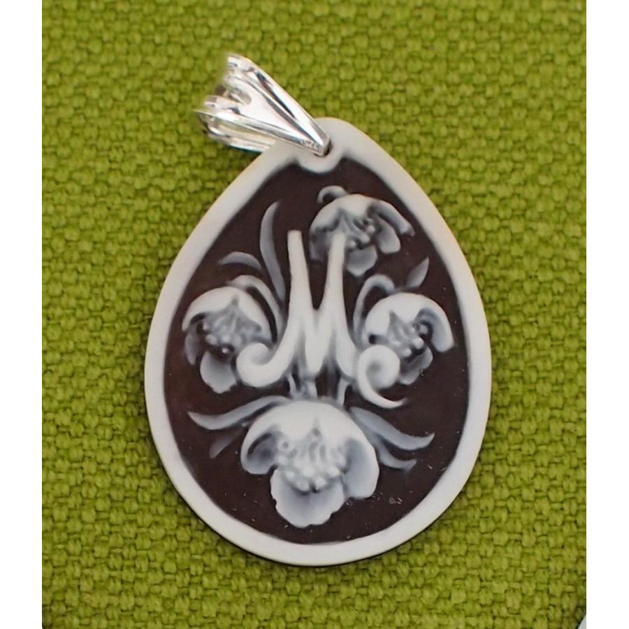 カメオのネックレス　クリスマスローズの Tear drop【へレボルス＆イニシャル】 |  | 01