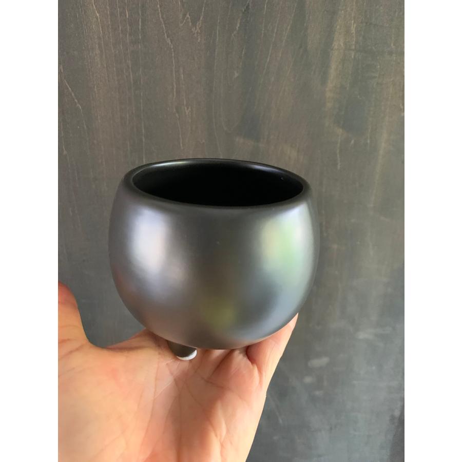 陶器鉢 黒ダルマ鉢 高台付き : 花郷園 KAGOEN NURSERY - 通販 - Yahoo