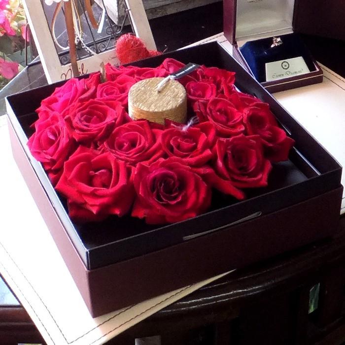 花 ギフト プレゼント 赤バラ キャンドル フラワーボックス Candle 生花専門店 フラワーギフト花on 通販 Yahoo ショッピング