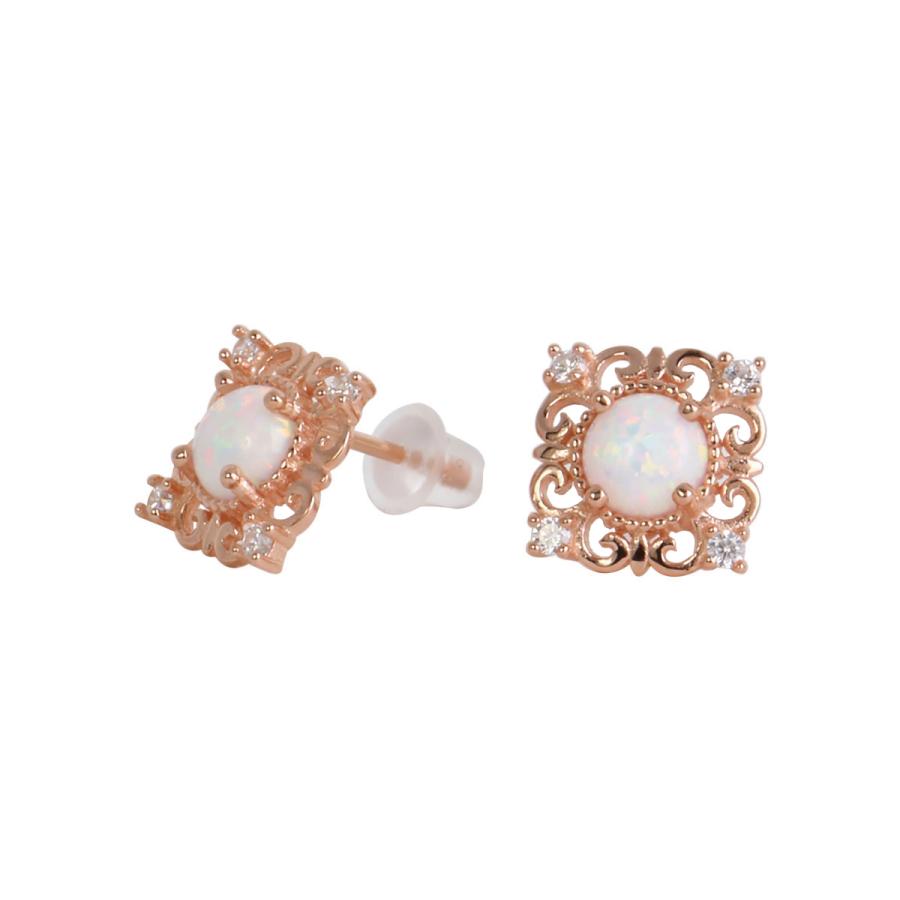 オパール風 シルバー925 ピアス 幻想的な輝きを放つオパールを中央に