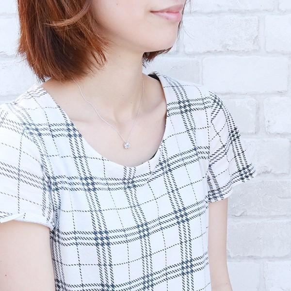 フラワーモチーフが美しい天然石ネックレス シルバー925製