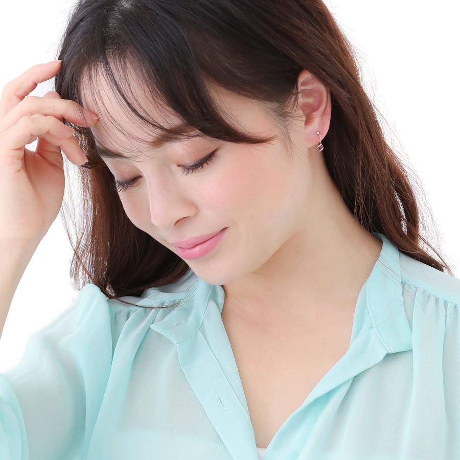 me on... K10ピンクゴールド・薔薇の石を意味するロードライトガーネット ワイン色の輝きは真実の輝き宝石を包むデザインフレーム耳元で揺れるチェ 爆買_8