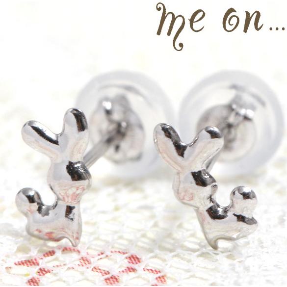 me on...ピアス うさぎ レディース K10ホワイトゴールド ラビット 