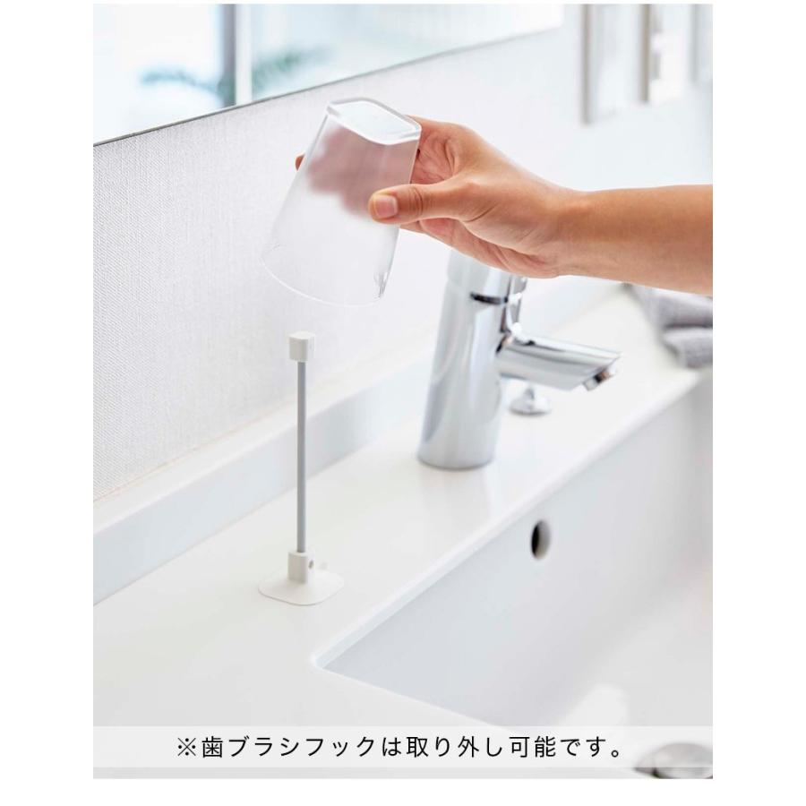 吸盤タンブラー 歯ブラシスタンド タンブラー付き ハブラシスタンド コップ置き 洗面台 ハブラシ置き場 ホワイト ブラック おしゃれ シンプル Aiw100 本棚 テレビ台 安心安全の家具ドキ 通販 Yahoo ショッピング
