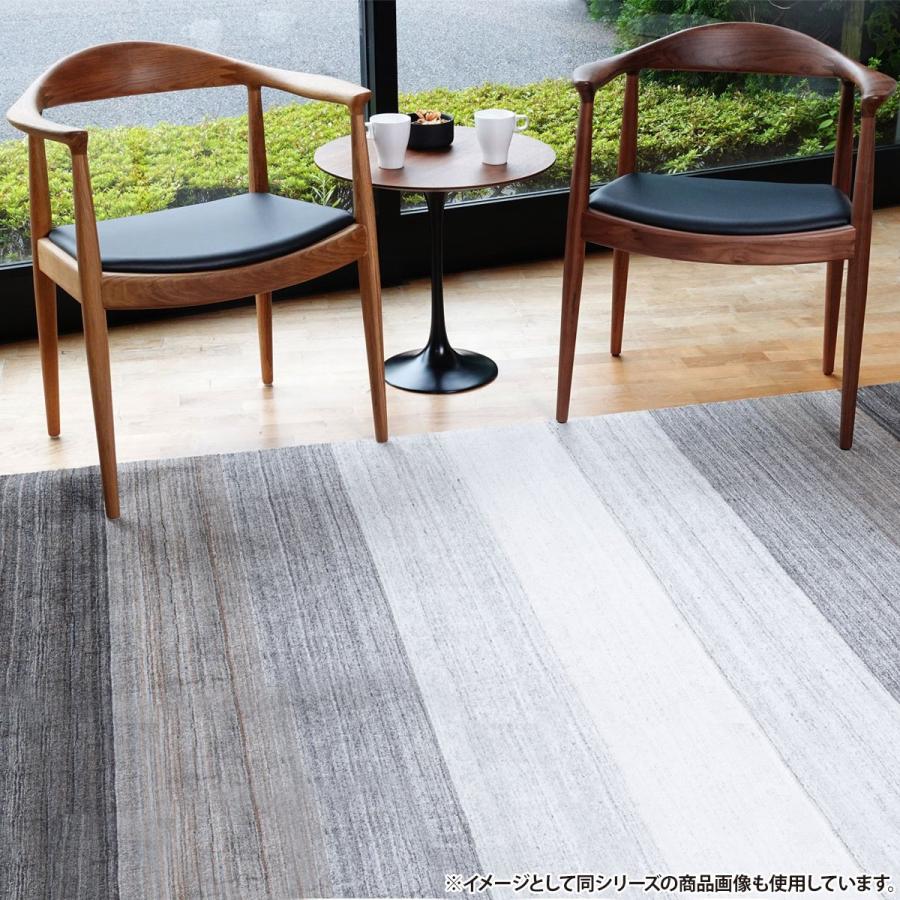 ザ・チェア 肘付き W640 D545 H765 事務椅子 ダイニングチェア 北欧 無垢材 木製家具 フィンガージョイント ブラウン 代引不可 法人宛限定 KT-CH7252-6P0Aの画像