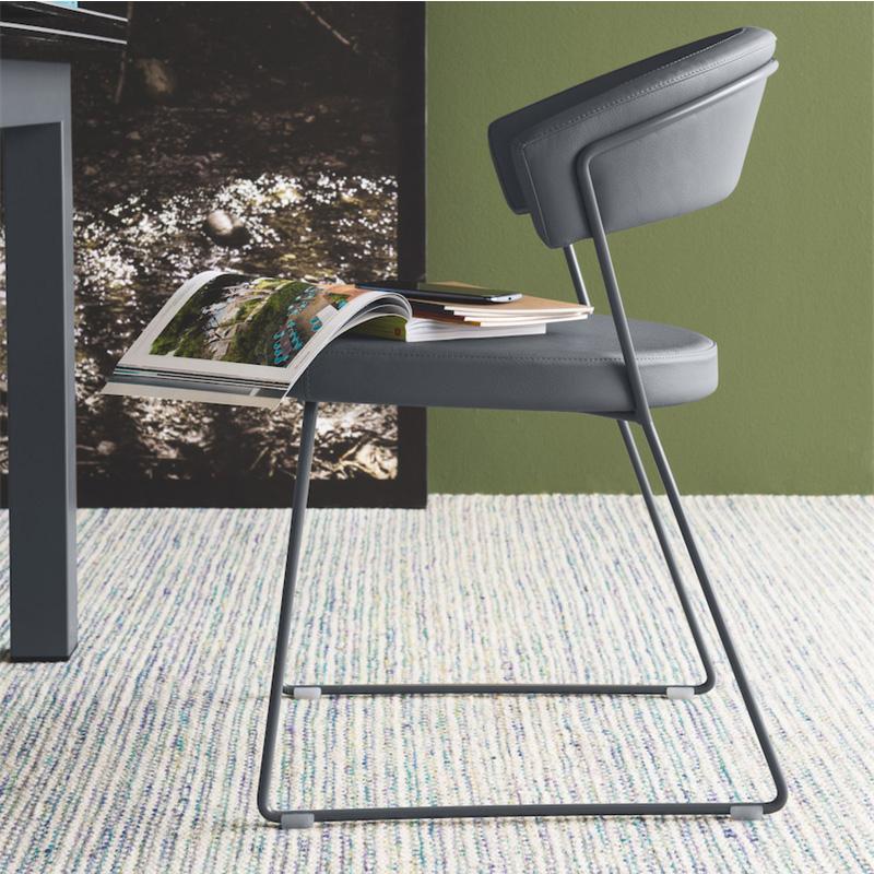 calligaris カリガリス コヌビア ダイニングチェア NEW YORK ニューヨーク チェア CB1022LH 本革張り椅子1脚