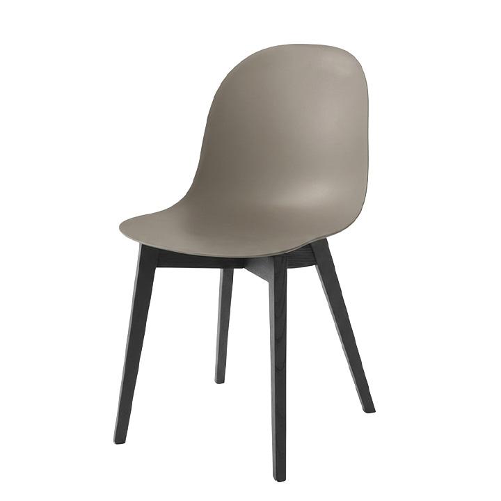 calligaris（カリガリス） ダイニングチェア おしゃれ 椅子 専門店
