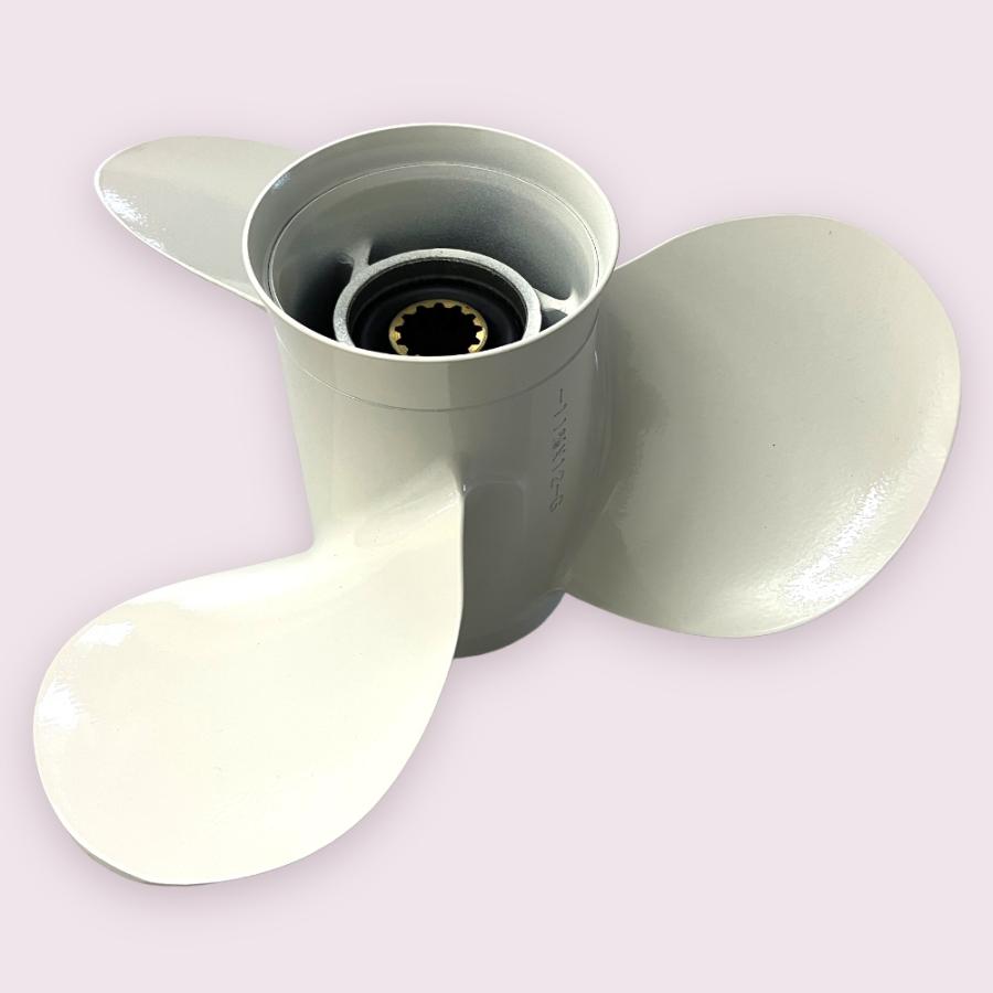 YAMAHA ヤマハ純正 25〜60馬力船外機用 プロペラ 10-1/4×14 : 海 YAMAHA ヤマハ純正 25〜60馬力船外機用 プロペラ 10-1/4×14 : 海