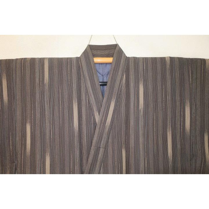 拾11277RM シルク化繊丹後縮緬調 男着物袷 裄70丈148К灰茶色・スジ目暈