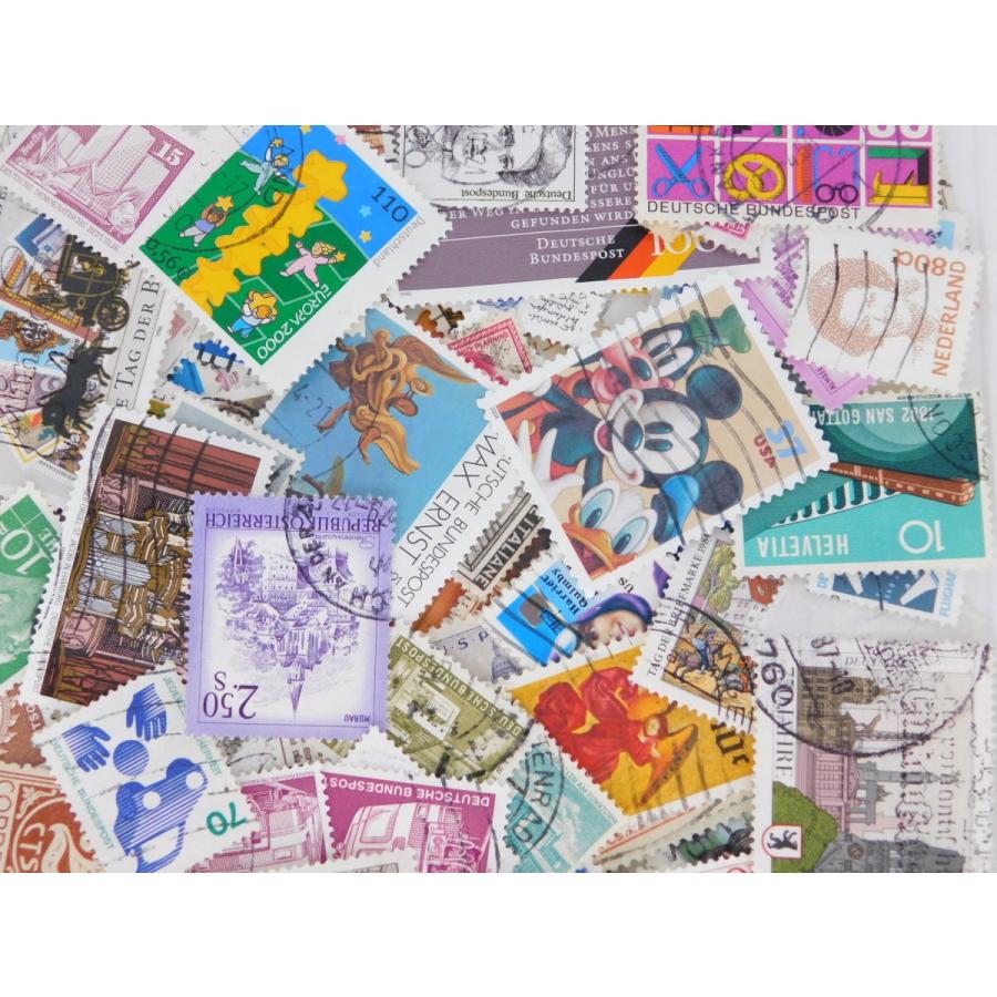 海外切手 世界各国 300枚 使用済切手 外国切手 コラージュ 紙もの