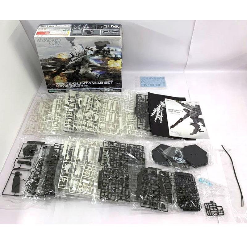 未組立》コトブキヤ 1/72 ホワイト・グリント＆V.O.Bセット