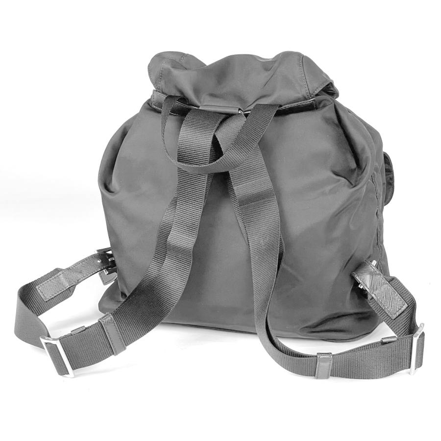 日本製 テスートナイロン リュック バックパック デイパック リュックサック ロゴプレート Prada プラダ 送料無料 Used ネロ ブラック 中古 レディース 1bz811 バッグ