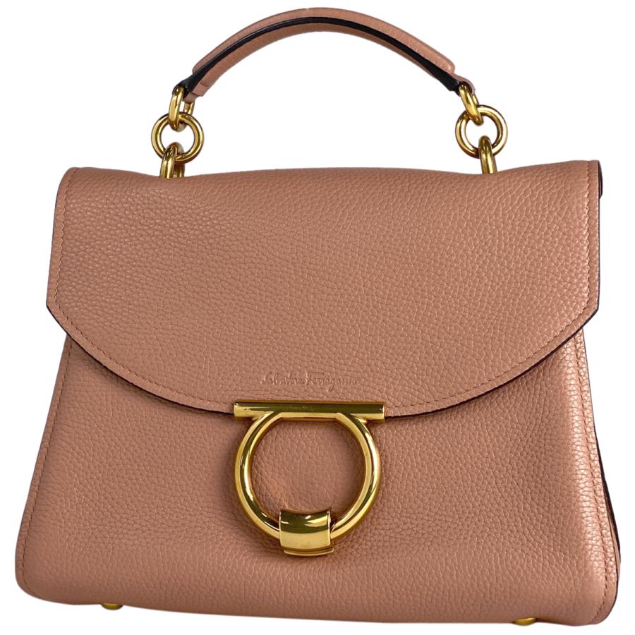 サルヴァトーレフェラガモ Salvatore Ferragamo マーゴット