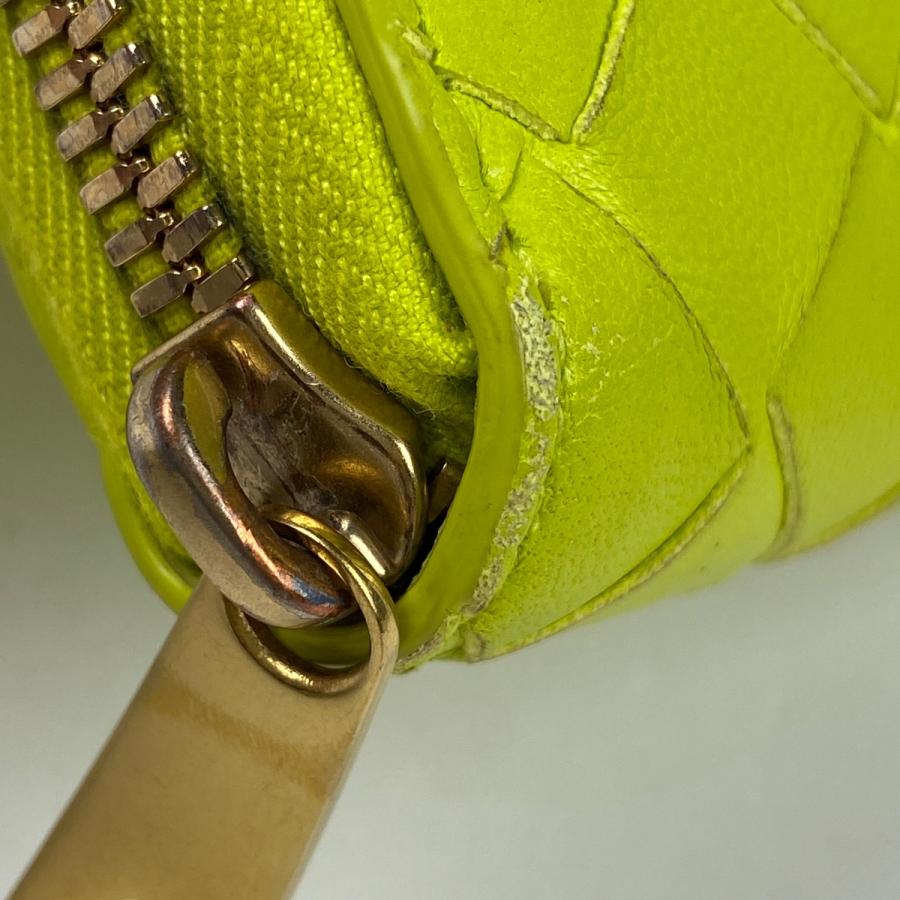 ボッテガヴェネタ BOTTEGAVENETA イントレチャート ラウンド ボッテガヴェネタ BOTTEGAVENETA イントレチャート ラウンド