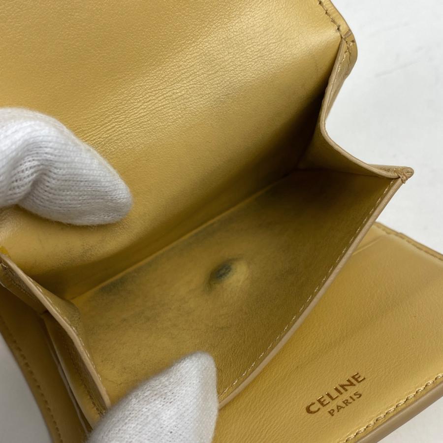 CELINE セリーヌ スモール トリフォールドウォレット 16 三 CELINE セリーヌ スモール トリフォールドウォレット 16 三