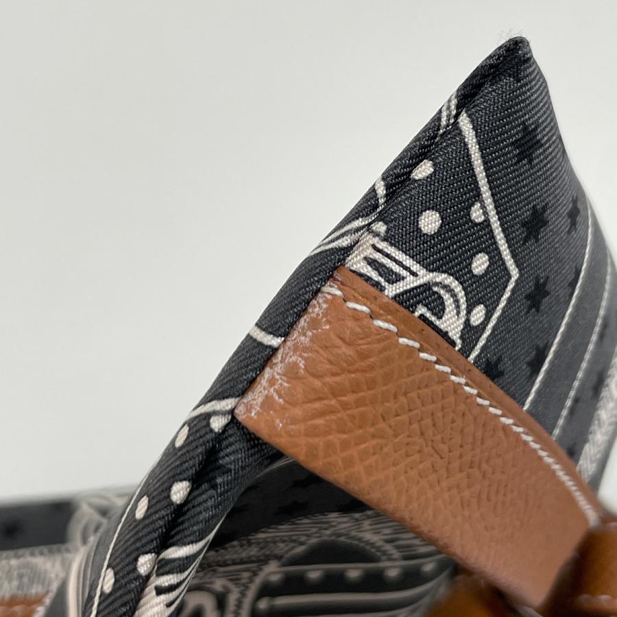 HERMES（エルメス） アヴェックソワ ポケット コンパクト バッグ