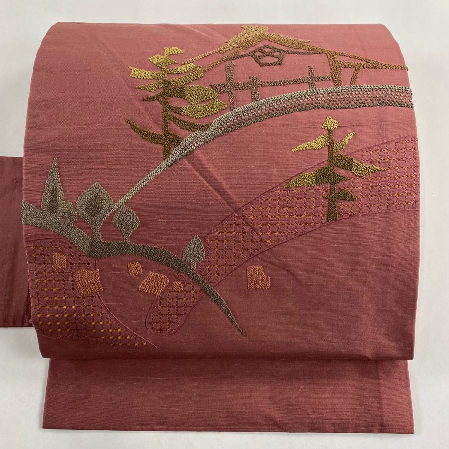 名古屋帯 秀品 建物 葉 刺繍 赤紫 正絹 中古 : 1000073964017  