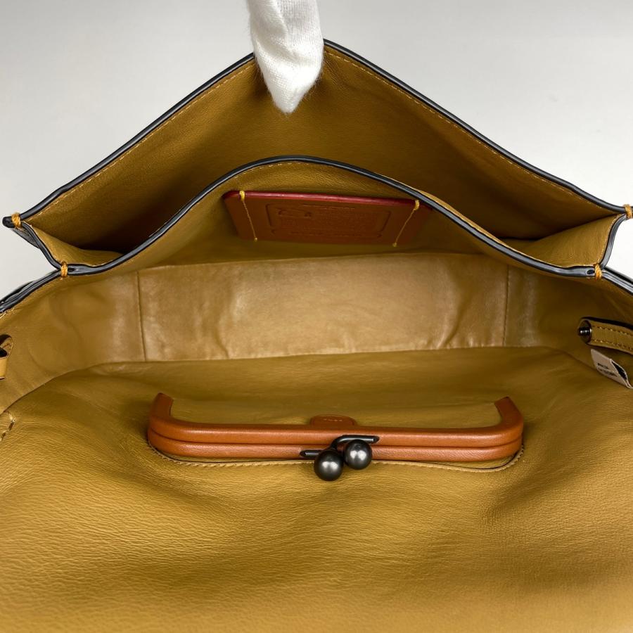 COACH コーチ チェーン ショルダーバッグ ディンキー ターンロック  