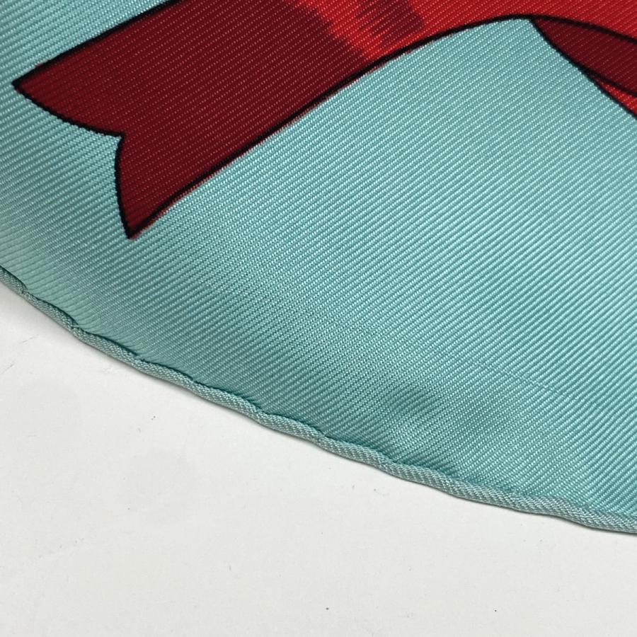 HERMES（エルメス） カレ 90 Neige d'Antan 去年の冬 スカーフ シルク