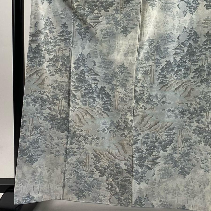 紬 身丈165.5cm 裄丈63cm S 袷 樹木 建物 灰白 正絹 名品 中古 紬 身丈165.5cm 裄丈63cm S 袷 樹木 建物 灰白 正絹 名品 中古