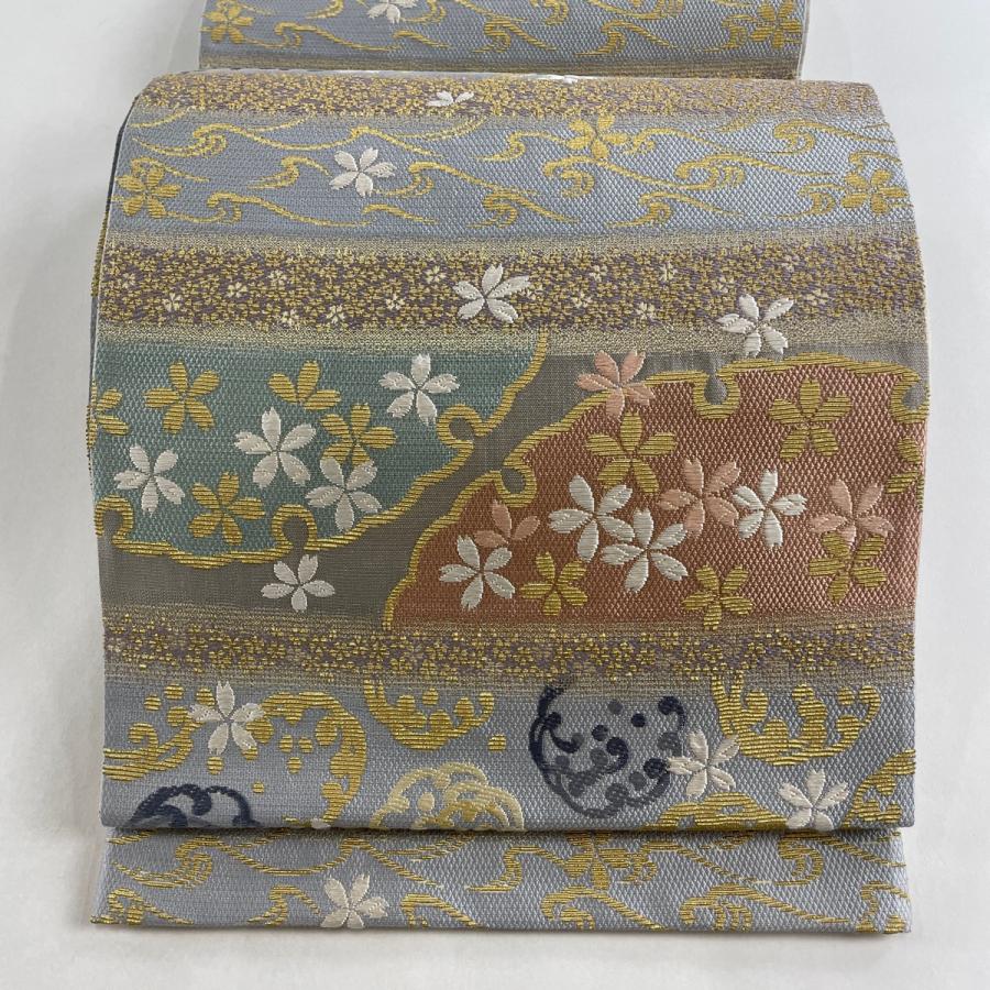 袋帯 美品 名品 段縞 桜 金糸 刺繍 青灰色 六通 正絹 中古 : リユース  