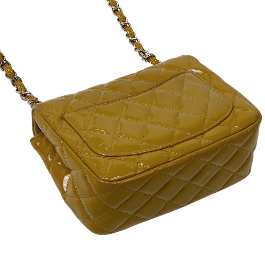 CHANEL シャネル ミニ マトラッセ シングルフラップ ショルダー CHANEL シャネル ミニ マトラッセ シングルフラップ ショルダー