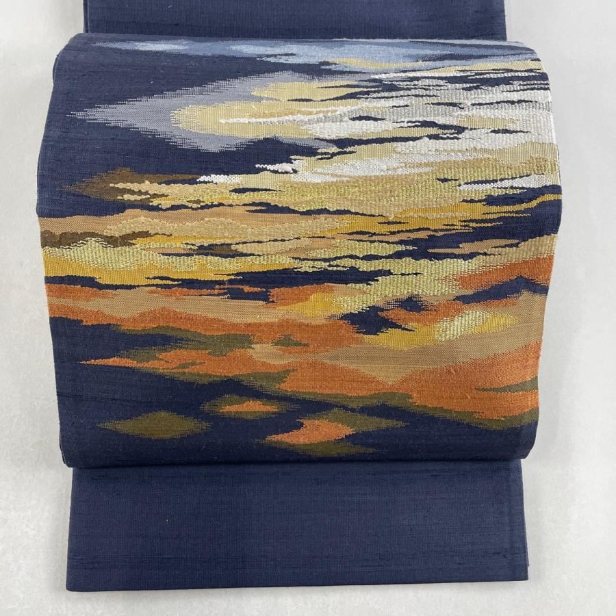 袋帯 美品 名品 五月みどり 落款あり 証紙あり 紬地 霞 金銀糸 紺色  