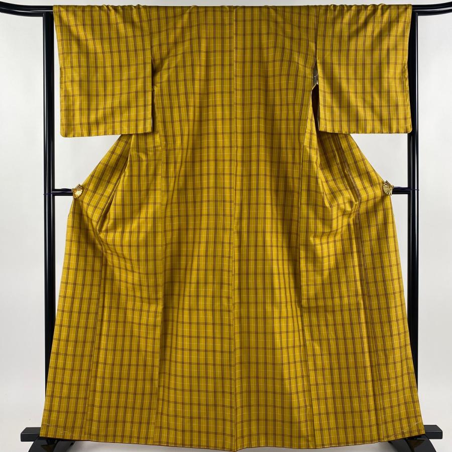 ブランド登録なし お召 身丈162cm 裄丈64.5cm M 袷 格子 からし色 正絹  