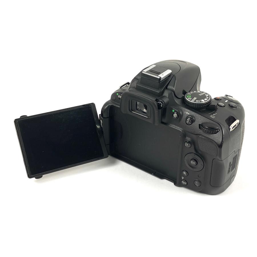 ニコン Nikon D5100 + AF-S DX NIKKOR 18-55mm F3.5-5.6G VR デジタル