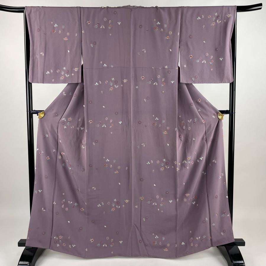 小紋 身丈161.5cm 裄丈67cm M 袷 草花 蝶 刺繍 薄紫 正絹 名品 中古  