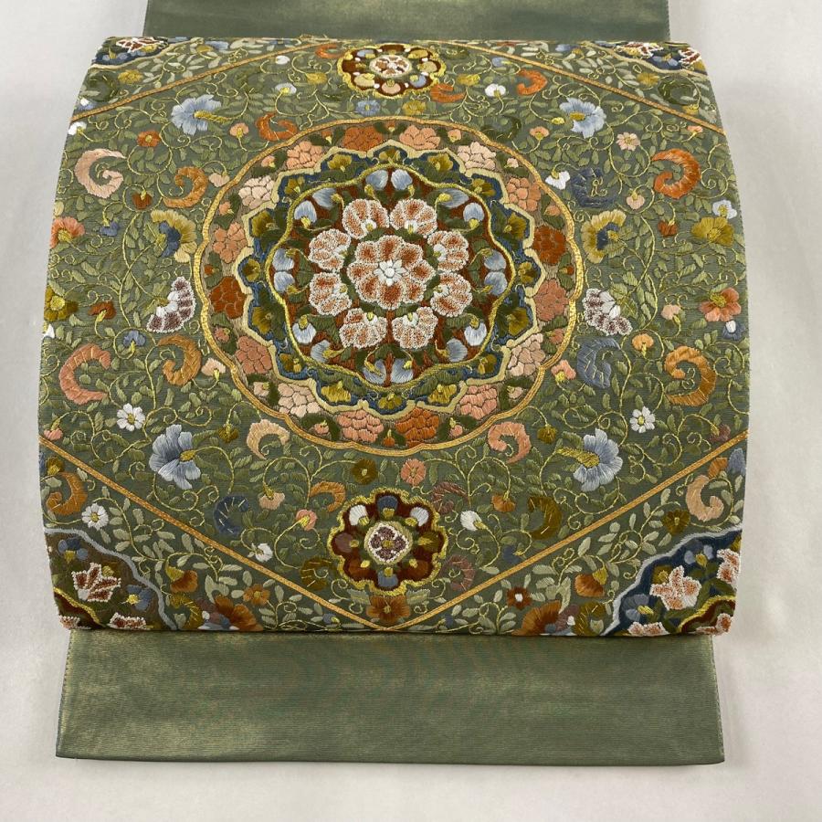 袋帯 美品 逸品 華文 花唐草 金糸 刺繍 緑 お太鼓柄 正絹 中古