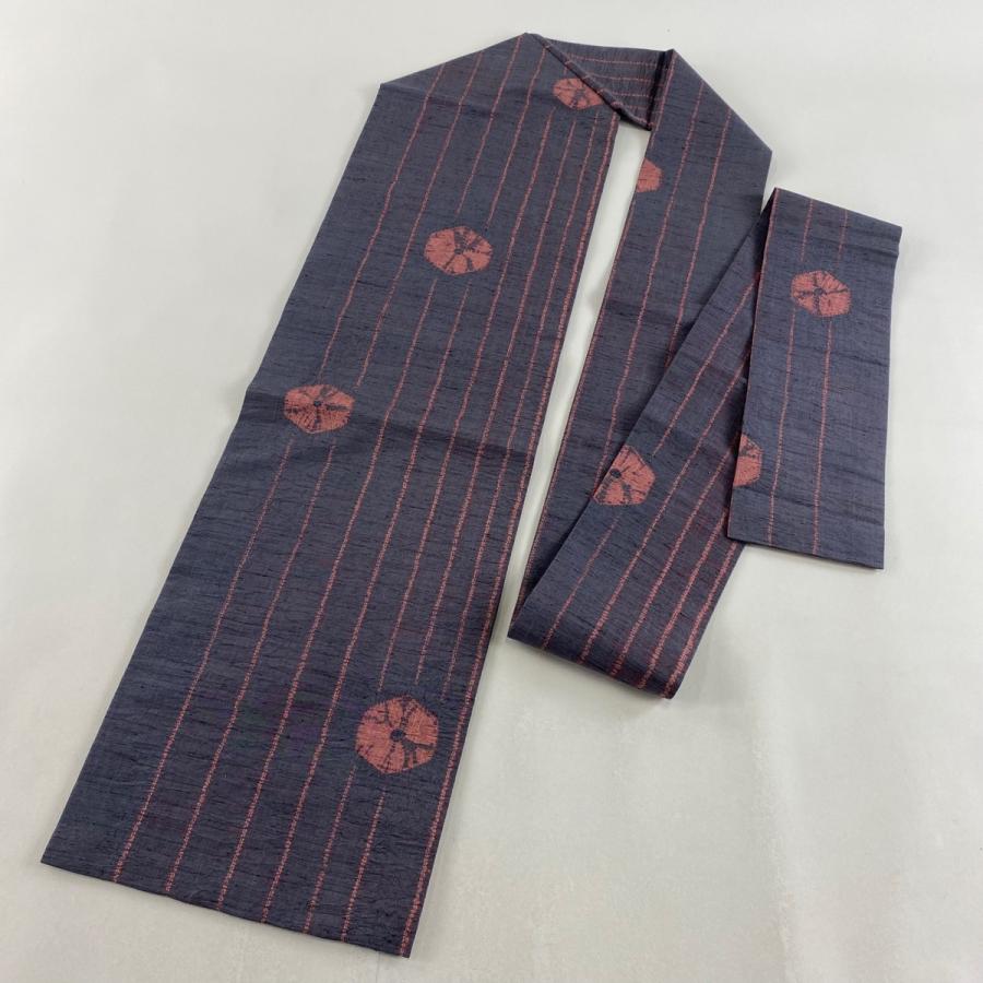 名古屋帯 美品 秀品 縞 亀甲 絞り 灰紫 正絹 中古 : リユース 名古屋帯 美品 秀品 縞 亀甲 絞り 灰紫 正絹 中古 : リユース