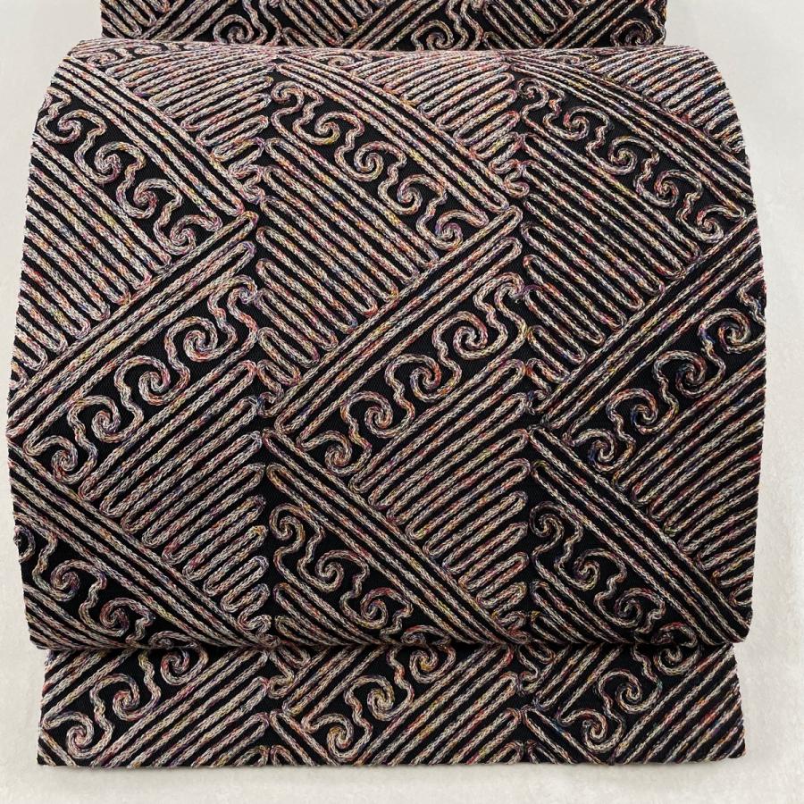 袋帯 美品 名品 無月 落款あり 幾何学模様 箔 黒 全通 正絹 中古  