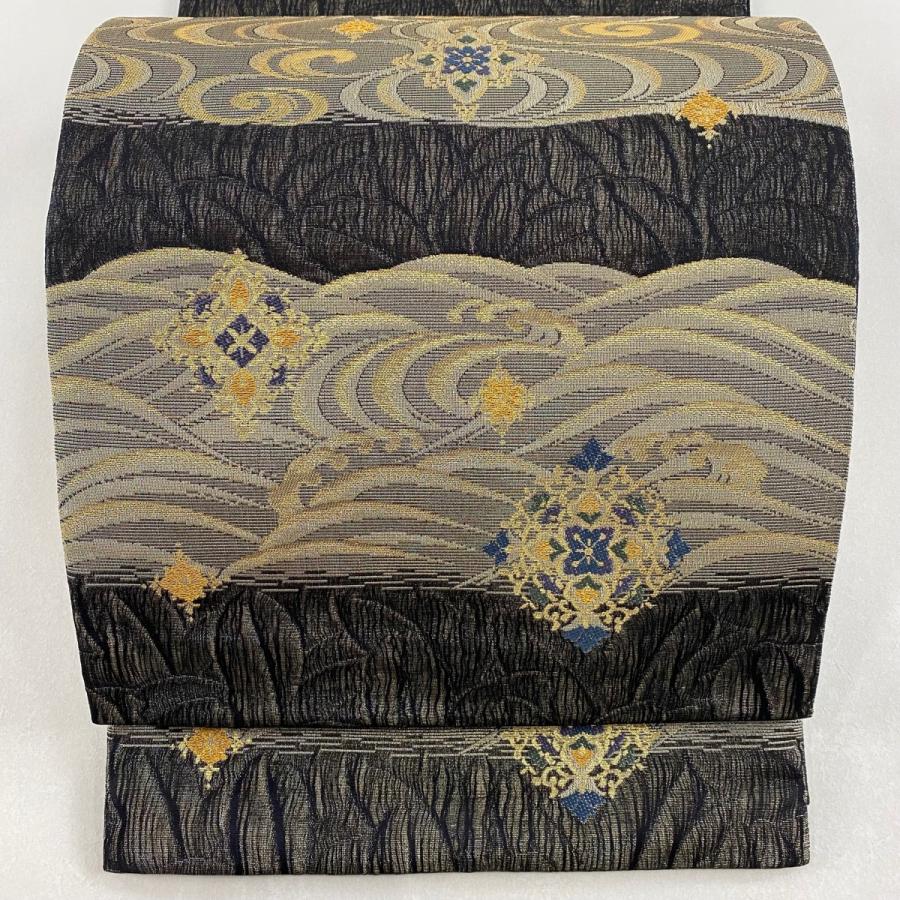 袋帯 美品 名品 華文 波頭 金糸 箔 黒 六通 正絹 中古 : 1000081897734  