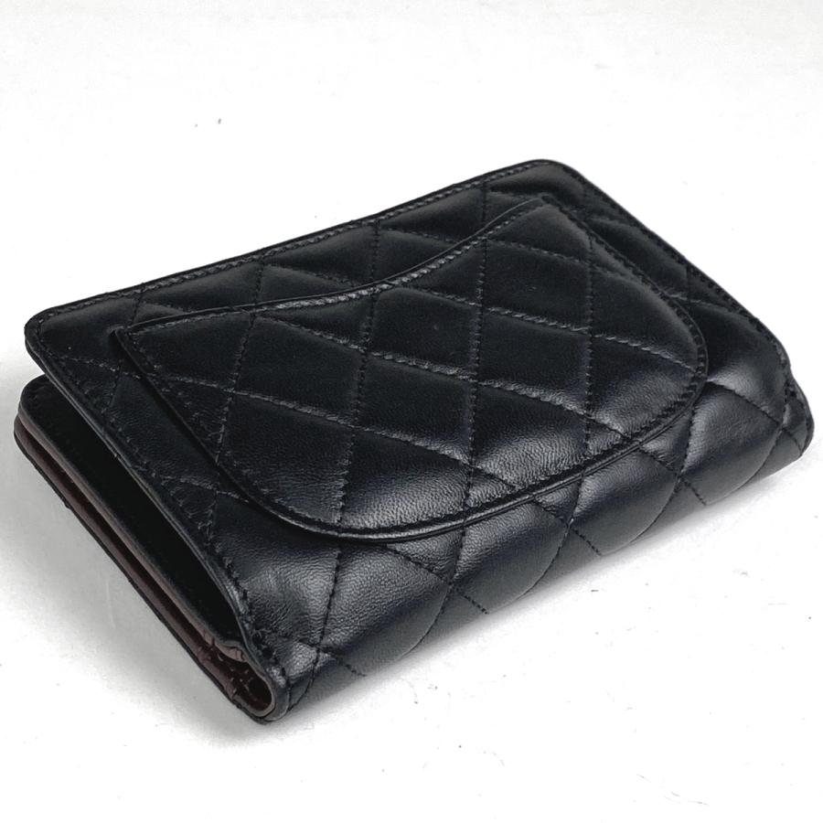 CHANEL シャネル ココマーク 二つ折り 財布 マトラッセ ロゴ 二 CHANEL シャネル ココマーク 二つ折り 財布 マトラッセ ロゴ 二