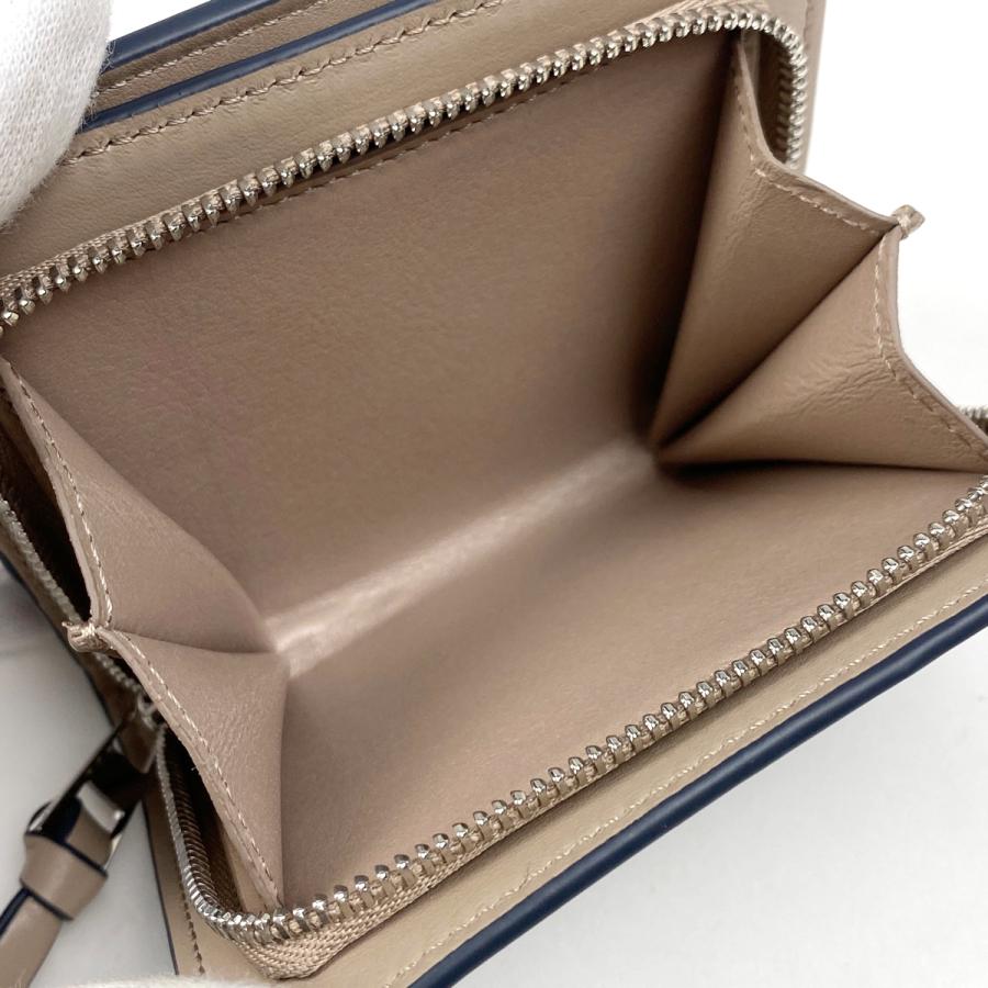 LOEWE ロエベ うさぎ コンパクト ジップウォレット 二つ折り LOEWE ロエベ うさぎ コンパクト ジップウォレット 二つ折り