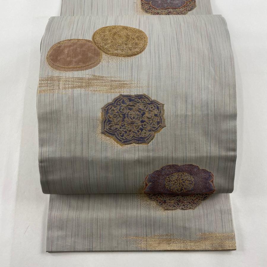 開き名古屋帯 美品 秀品 格子 幾何学模様 銀糸 灰色 正絹 【中古  