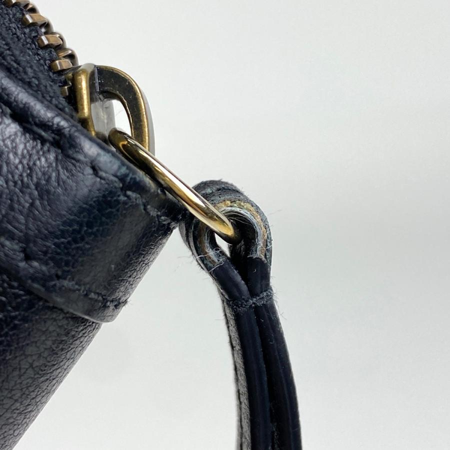 GUCCI グッチ ダイアナ ラウンドファスナー 長財布 ダブルG GUCCI グッチ ダイアナ ラウンドファスナー 長財布 ダブルG