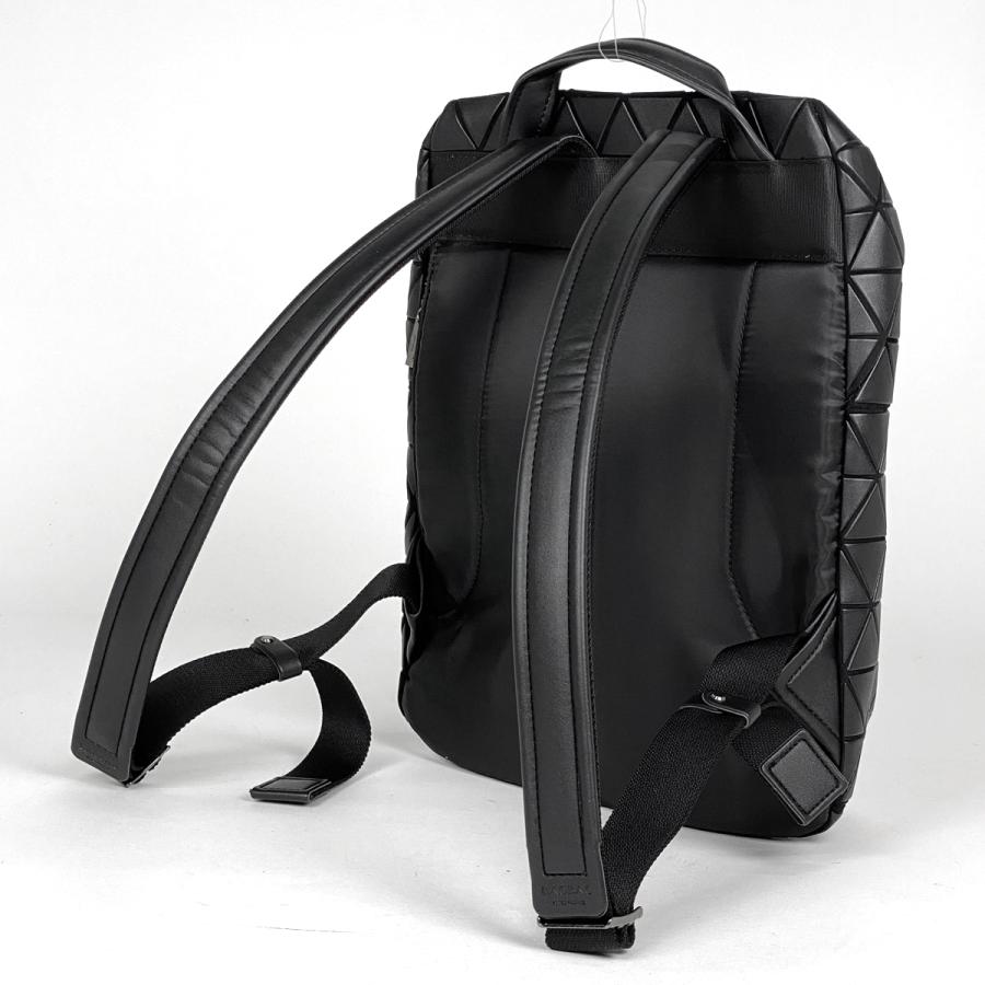 バオバオイッセイミヤケ PVC リュックバッグデイバッグ マットブラック 楽天市場】イッセイミヤケ バオバオ リュック・デイパック PVC