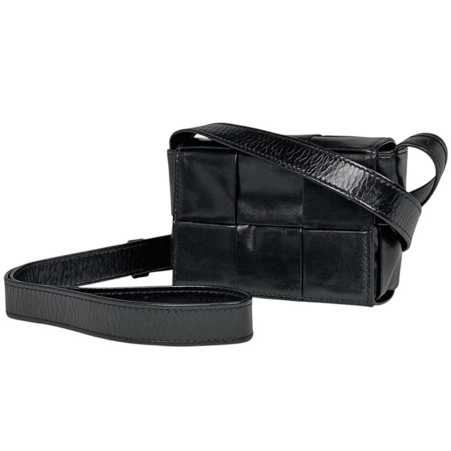 BOTTEGA VENETA キャンディカセット ショルダーバッグ ブラック BOTTEGA VENETA（ボッテガ・ヴェネタ） バッグ CANDY キャンディー