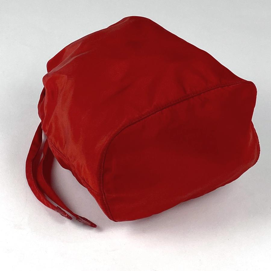 PRADA プラダ ナイロン ロゴプレート ポーチ レッド レディース ブランド PRADA プラダ ロゴプレート 化粧ポーチ ナイロン素材 レディース