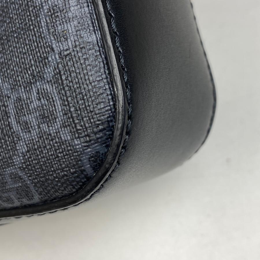 338✨極美品✨グッチ ショルダーバッグ GGスプリーム シェリーライン 黒 GUCCI グッチ GG柄 ショルダーバッグ シェリーライン ウェブ GG