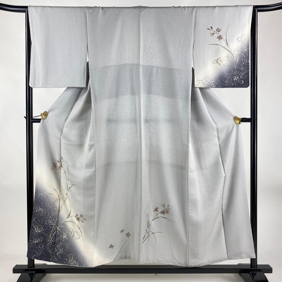 付下げ 身丈154.5cm 裄丈64.5cm M 袷 草花 流水 金銀彩 螺鈿 灰色 正絹  