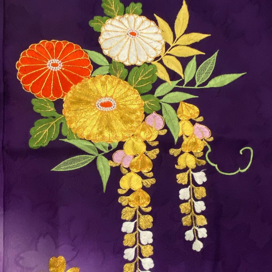 振袖 身丈168.5cm 裄丈69cm L 袷 菊 藤 刺繍 金彩 紫 正絹 名品 振袖 身丈168.5cm 裄丈69cm L 袷 菊 藤 刺繍 金彩 紫 正絹 名品
