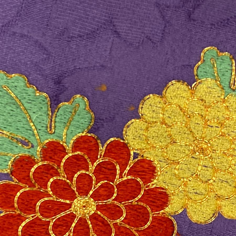 振袖 身丈168.5cm 裄丈69cm L 袷 菊 藤 刺繍 金彩 紫 正絹 名品 振袖 身丈168.5cm 裄丈69cm L 袷 菊 藤 刺繍 金彩 紫 正絹 名品