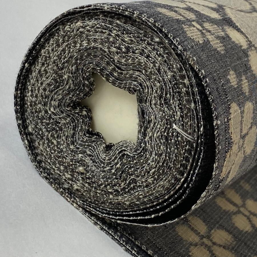 反物 秀品 紬 駿河路 梅 灰色 正絹 中古 : リユースセレクト 反物 秀品 紬 駿河路 梅 灰色 正絹 中古 : リユースセレクト